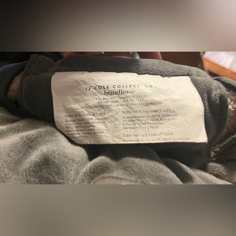 JJ Cole Graphite and Cream Infant Bundleme - Picture 8 of 8